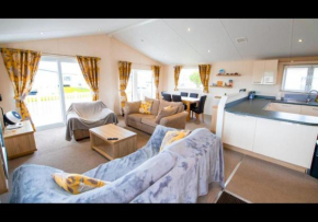 MP629 Parkdean Camber Sands